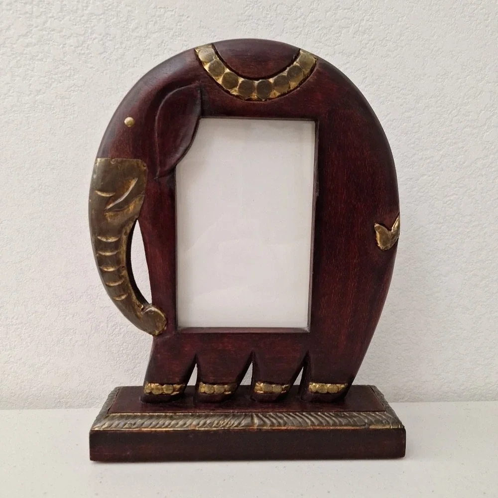 PIER ONE Elephant Carved Wood Picture Frame Figurine 11